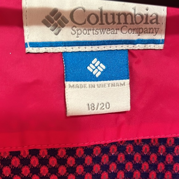 Excellent condition Columbia raincoat - Picture 3 of 5